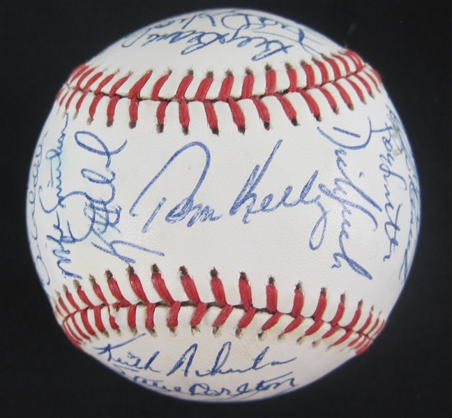 Minnesota Twins 1987 World Series Championship Team Signed Baseball w/36 Signatures