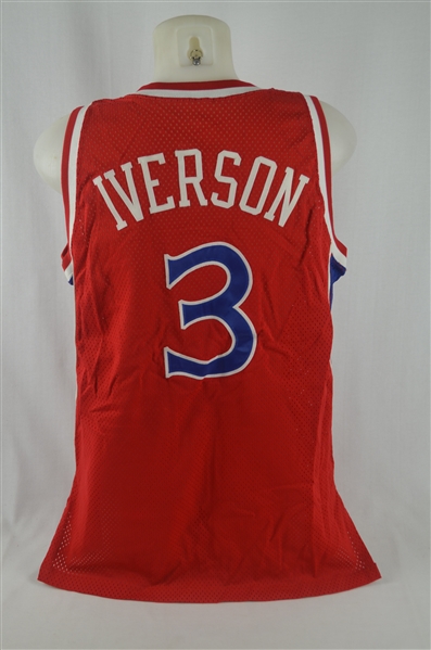 Allen Iverson 1996-97 Philadelphia 76ers Professional Model Rookie Jersey w/Medium Use