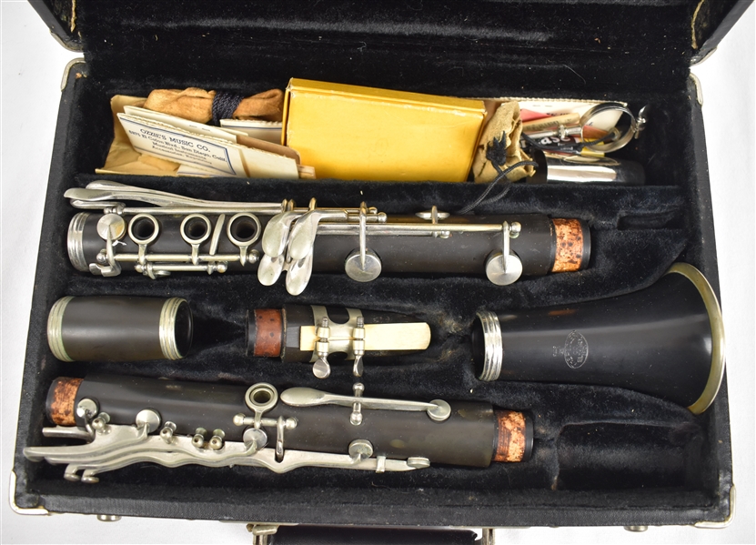 Vintage Henri Martinique Clarinet w/Original Case