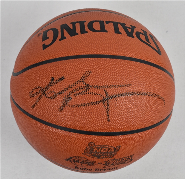 Kobe Bryant 2000 NBA Finals Autographed Game Basketball PSA/DNA & Beckett  