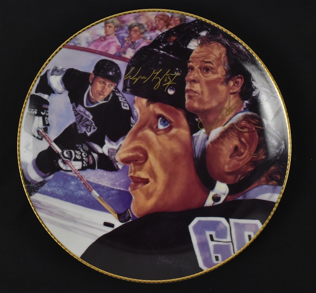 Wayne Gretzky & Gordie Howe Autographed Limited Edition Plate