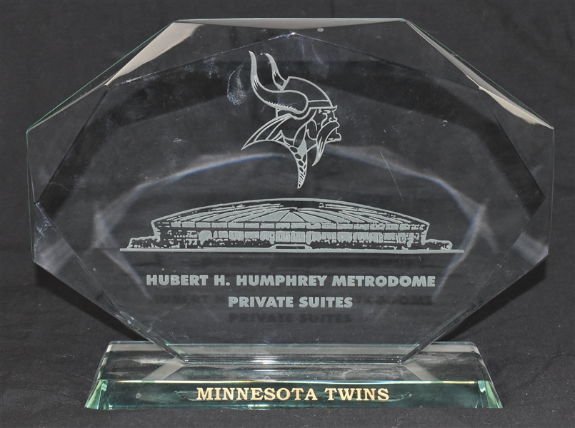 Minnesota Twins & Vikings Metrodome Private Suite Plaque