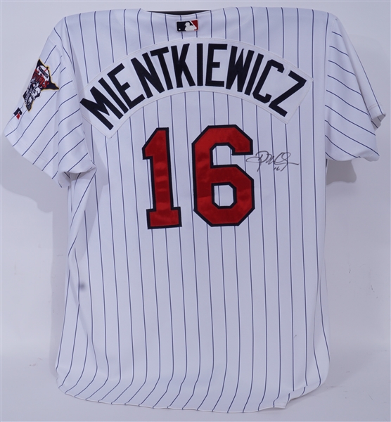 Doug Mientkiewicz 2003 Minnesota Twins Game Used & Autographed Jersey Beckett