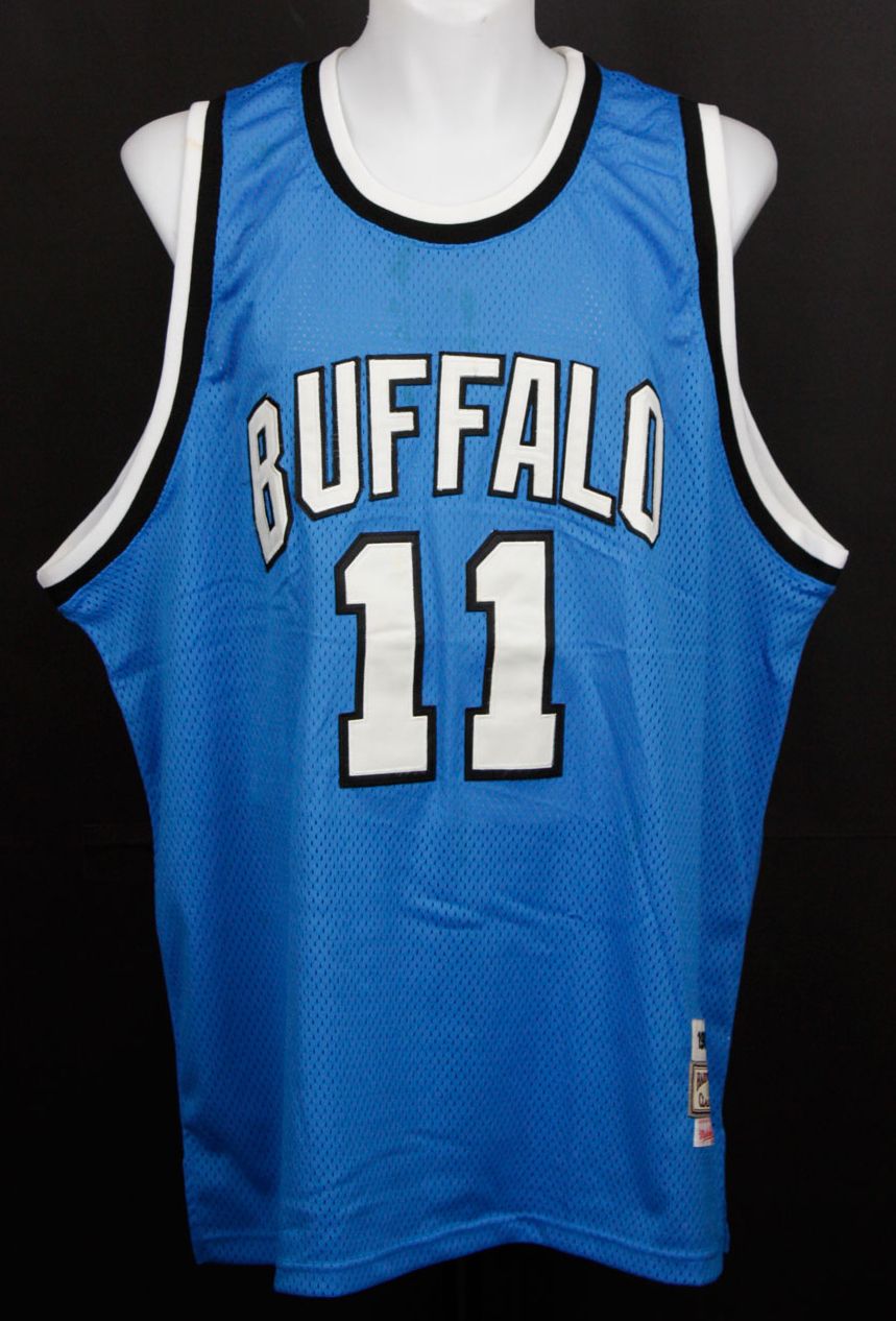 Lot Detail - 1974-1975 Bob McAdoo Buffalo Braves Game-Used Road Jersey (Very Scarce)