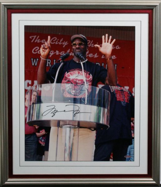 Michael Jordan Rare 1998 Autographed & Framed 16x20 Celebration Photo UDA