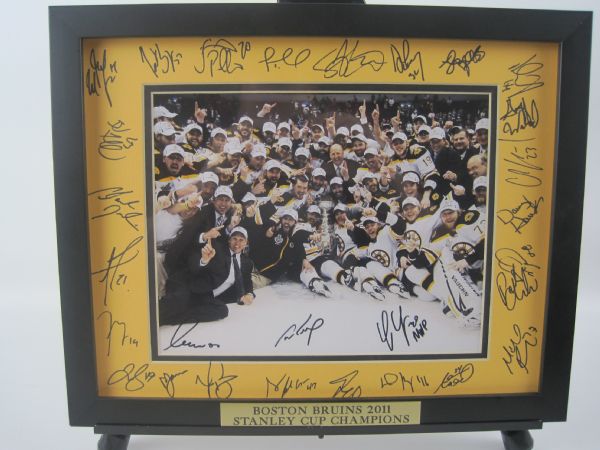 Boston Bruins 2011 Stanley Cup Champions Team Signed Framed Photo
