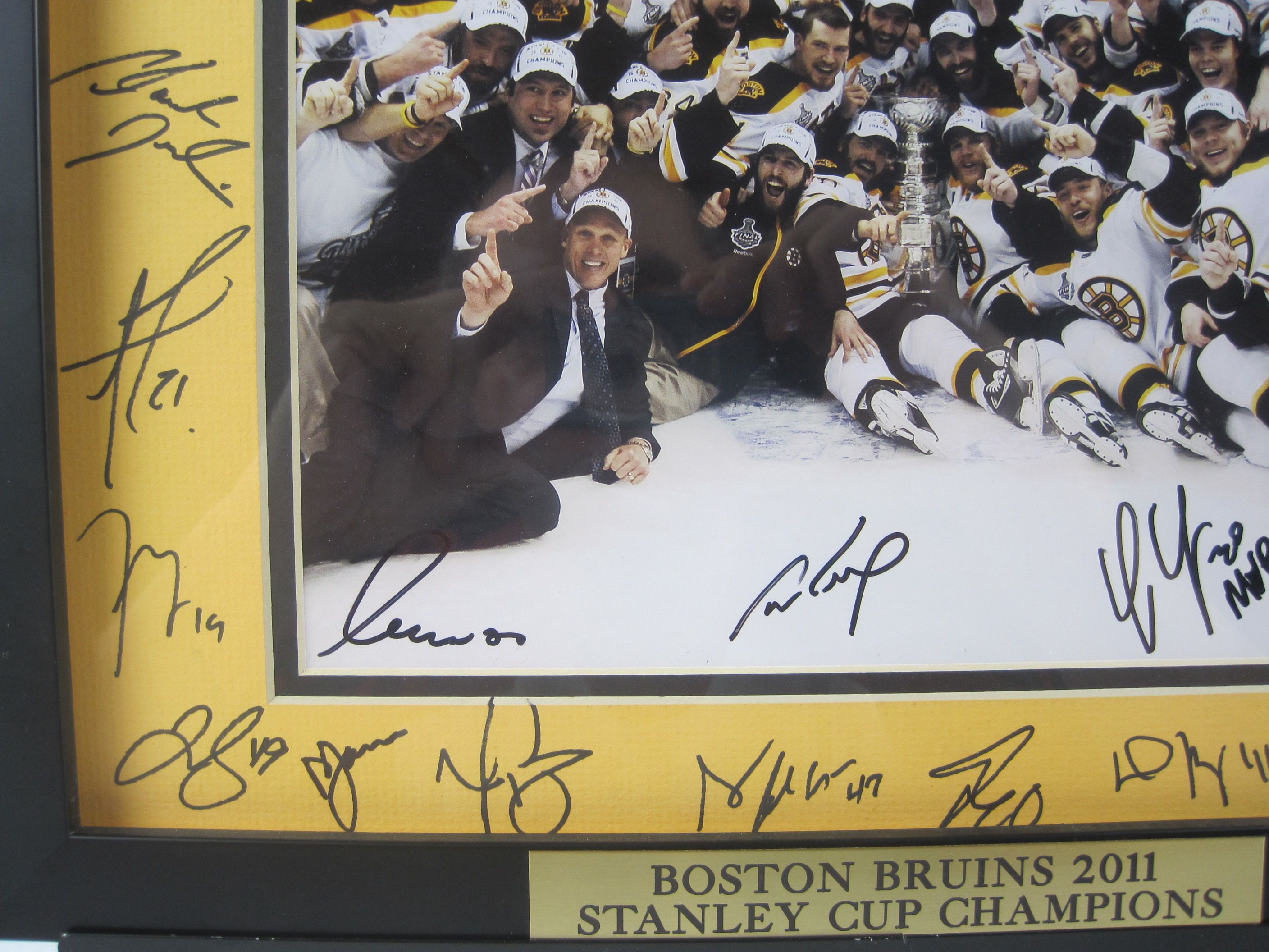 Zdeno Chara 2011 Stanley Cup Boston Bruins Autographed Framed Hockey Photo