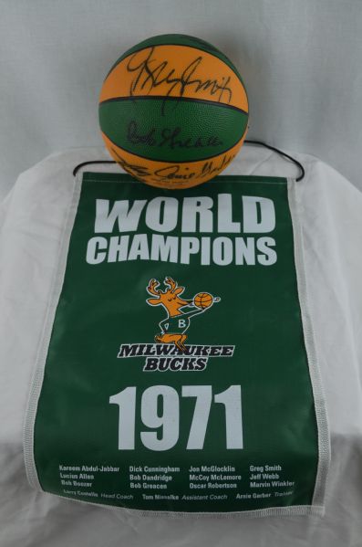 Milwaukee Bucks 1971 Team Signed Basketball & Banner w/Abdul-Jabbar & Oscar Robertson