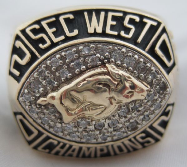 Arkansas Razorbacks 2002 SEC West Champions 10K Gold Football Ring 