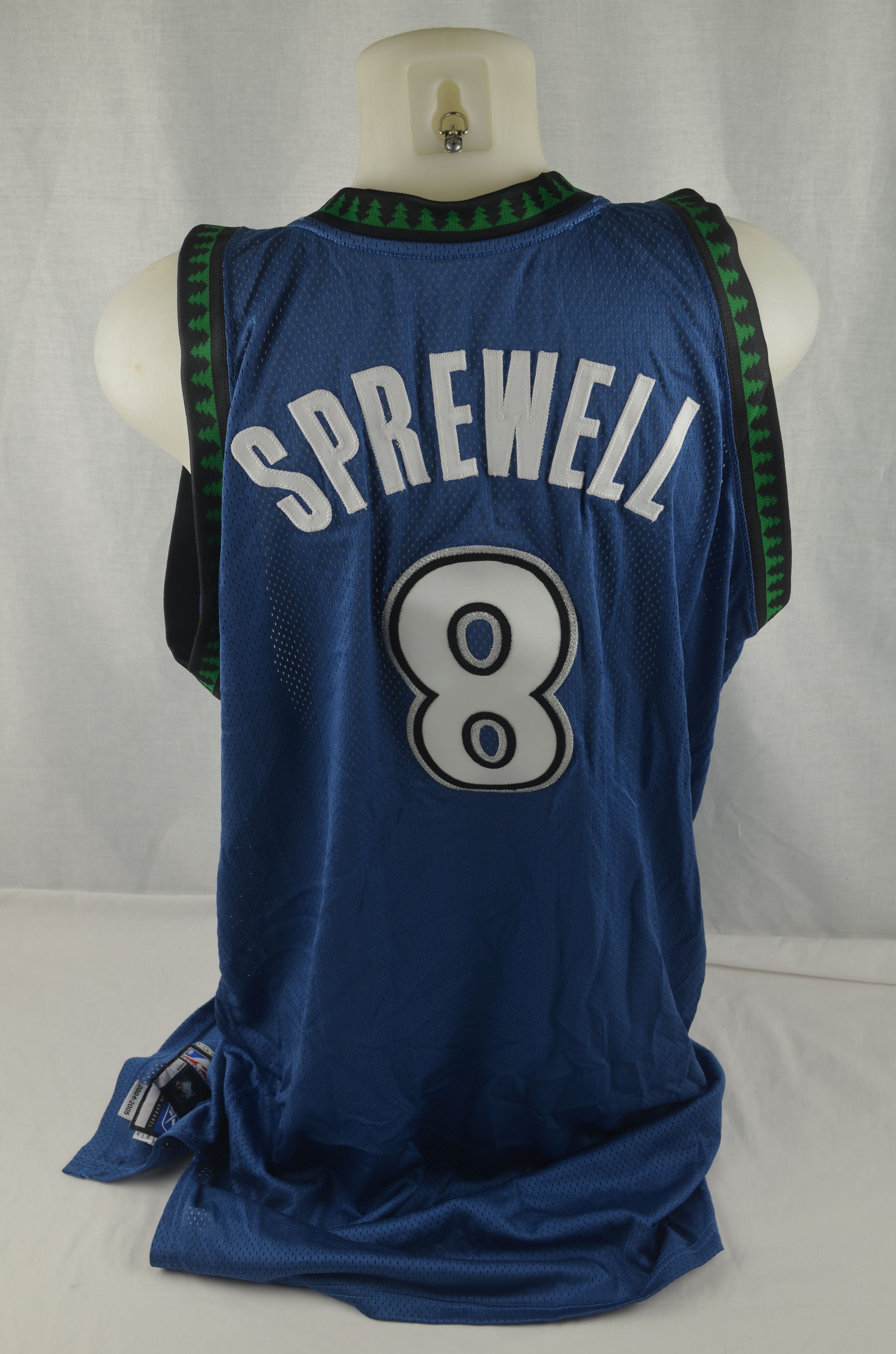 2004-05 Latrell Sprewell Game-Used Timberwolves Uniform - Memorabilia Expert