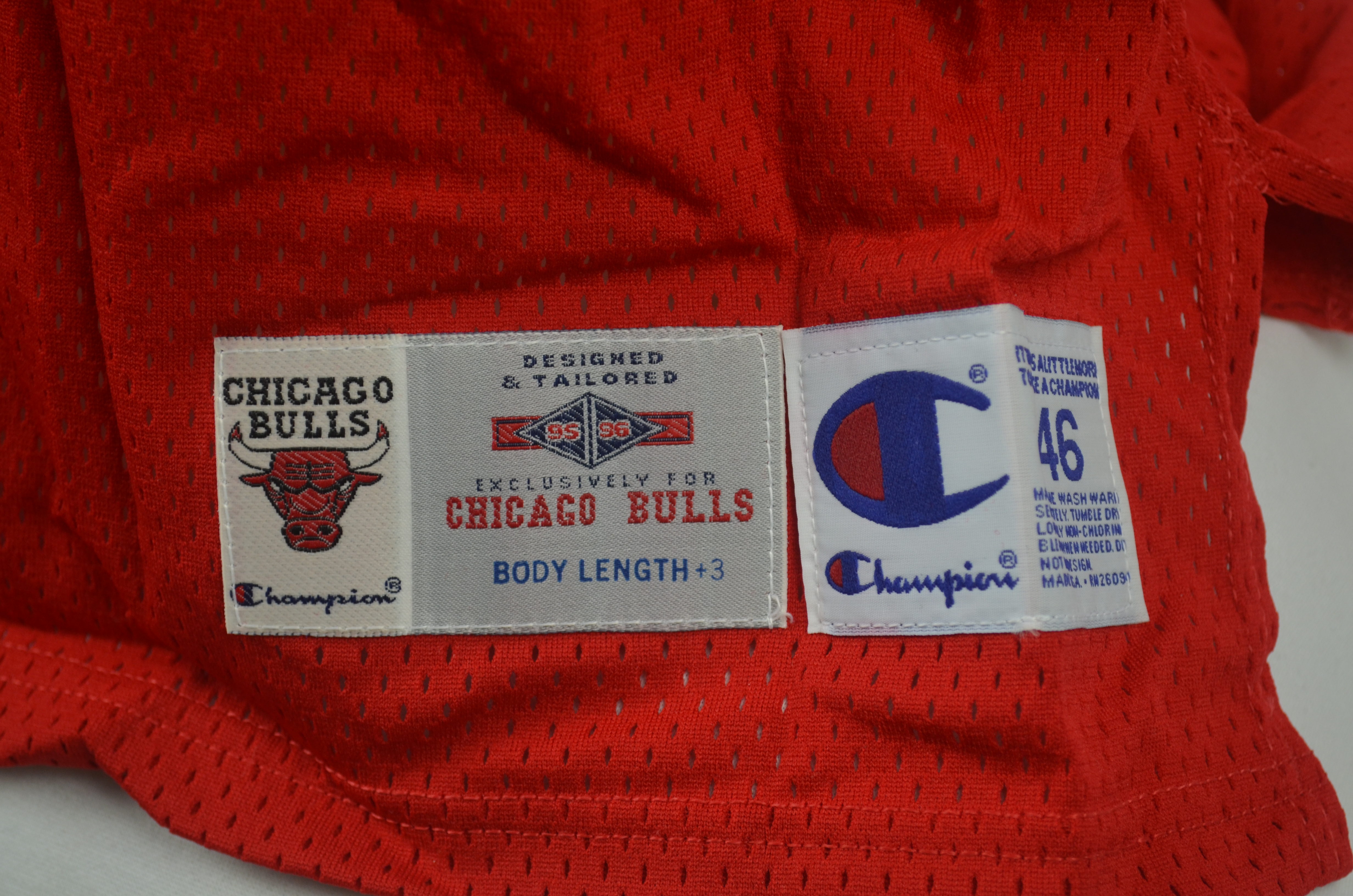 Lot Detail - Michael Jordan 1995-96 Chicago Bulls Autographed Road Red ...