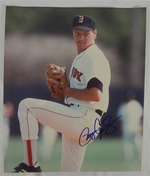 Roger Clemens Autographed 16x20 Photo