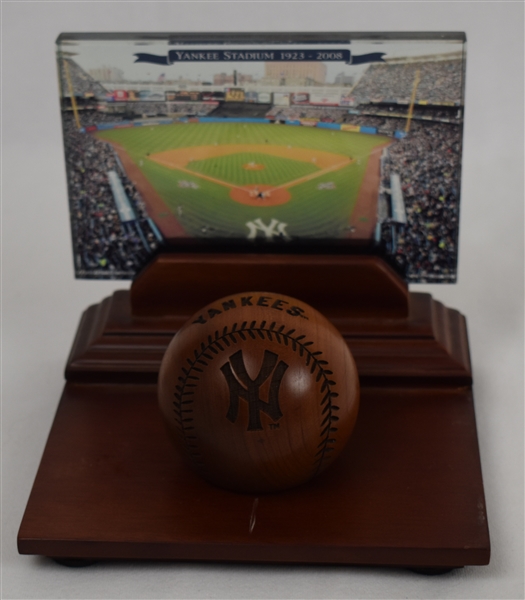 New York Yankee Wooden Baseball w/Stand