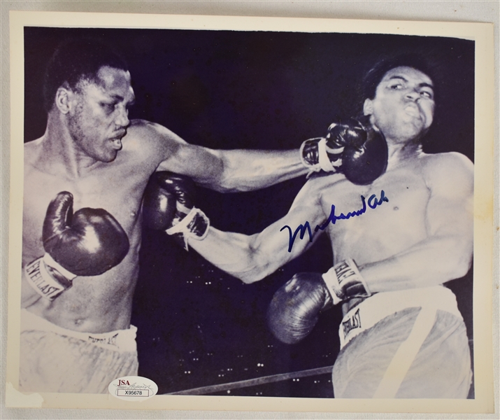 Muhammad Ali Autographed 8x10 Photo