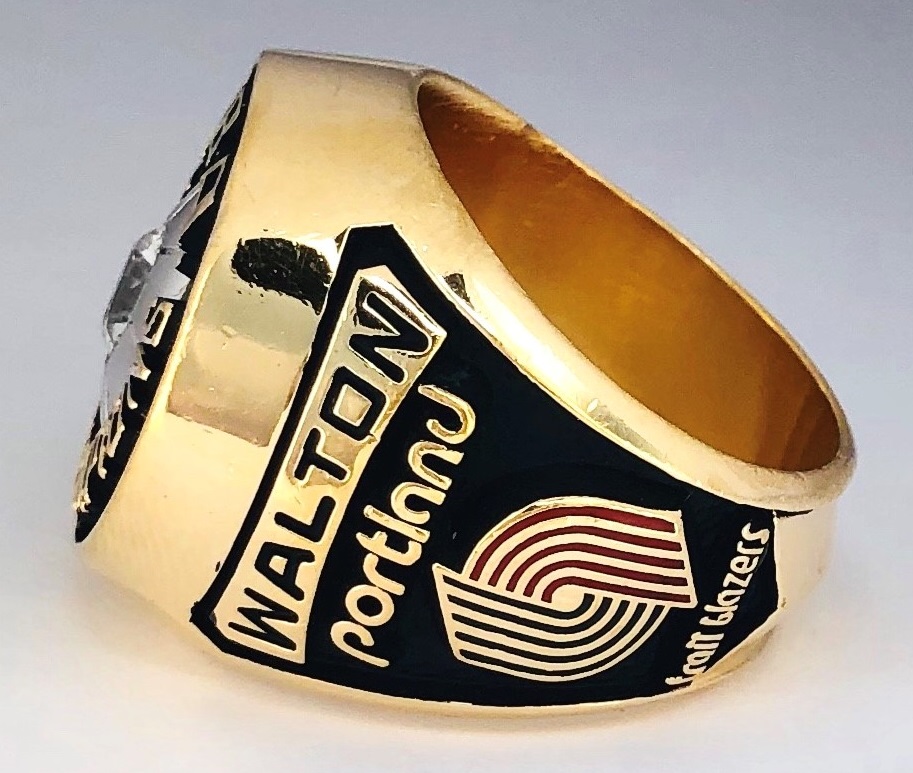 Lot Detail - 1977 PORTLAND TRAILBLAZERS NBA CHAMPIONSHIP RING
