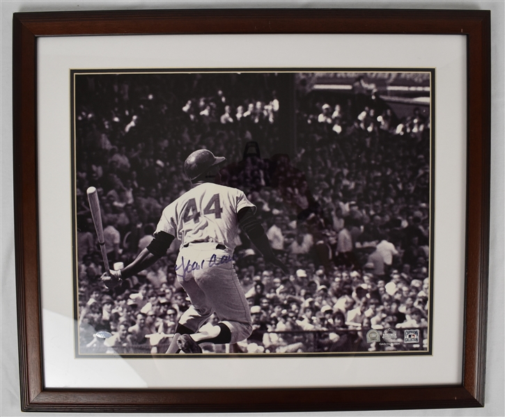 Hank Aaron Autographed 16x20 Framed Photo