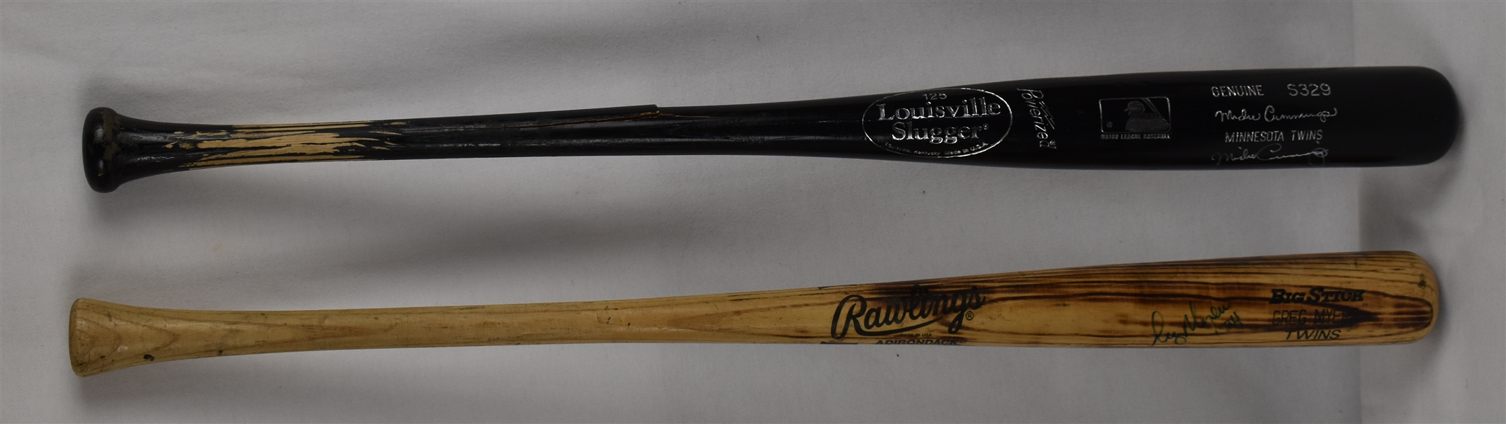 Minnesota Twins Lot of 2 Game Used Bats