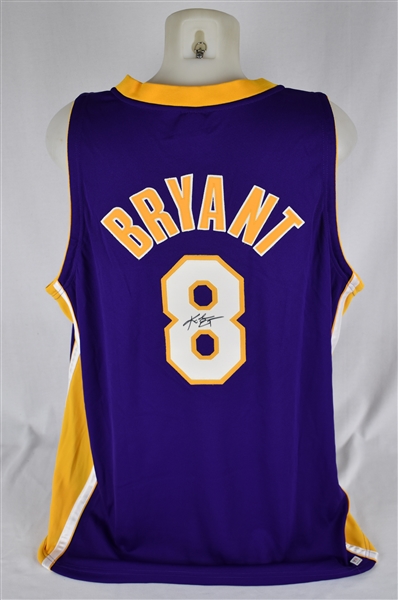 Kobe Bryant Los Angeles Lakers Autographed Jersey
