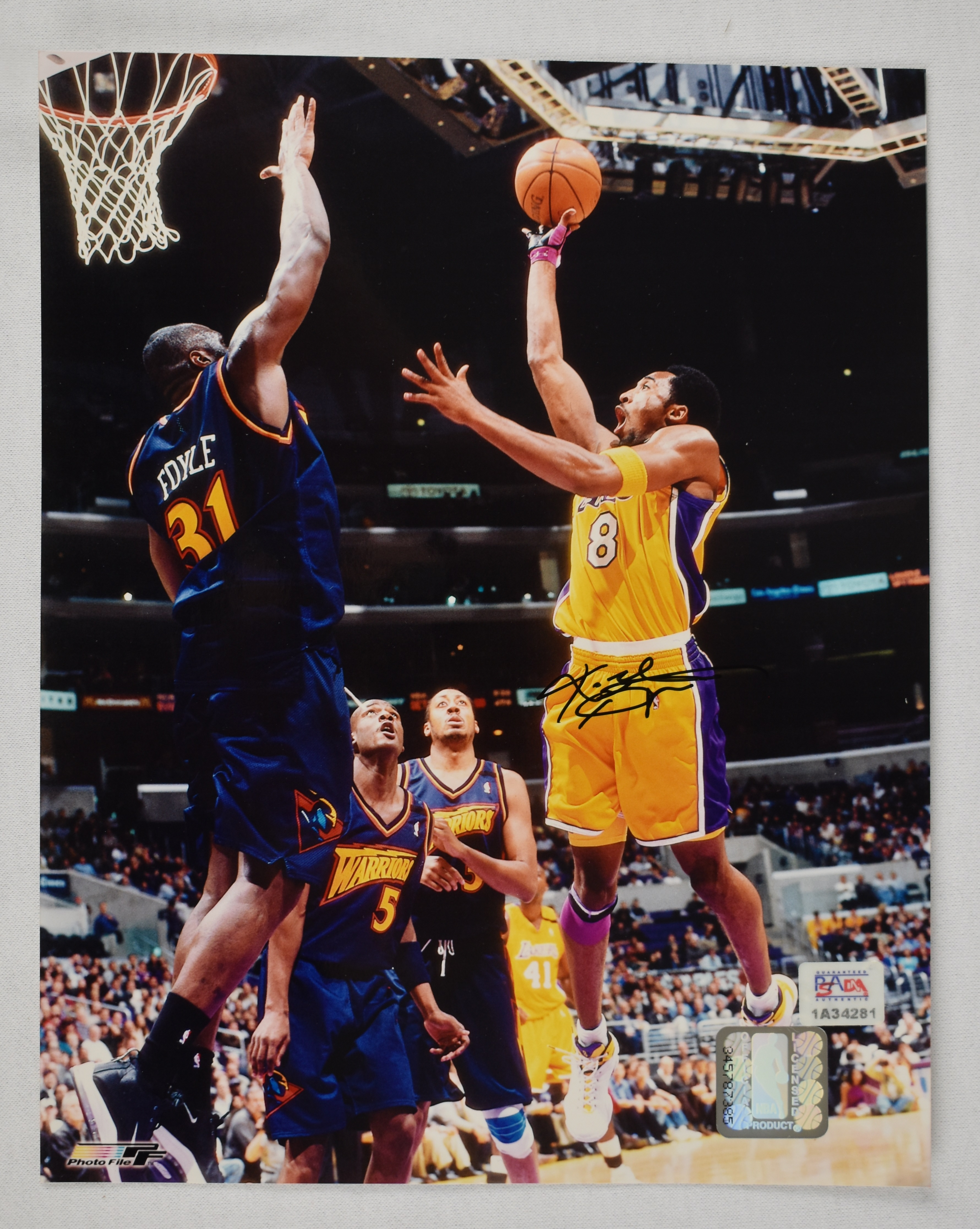 Lot Detail Kobe Bryant Autographed 8x10 Photo PSA/DNA
