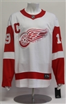 Steve Yzerman Detroit Red Wings Autographed White Fanatics Hockey Jersey