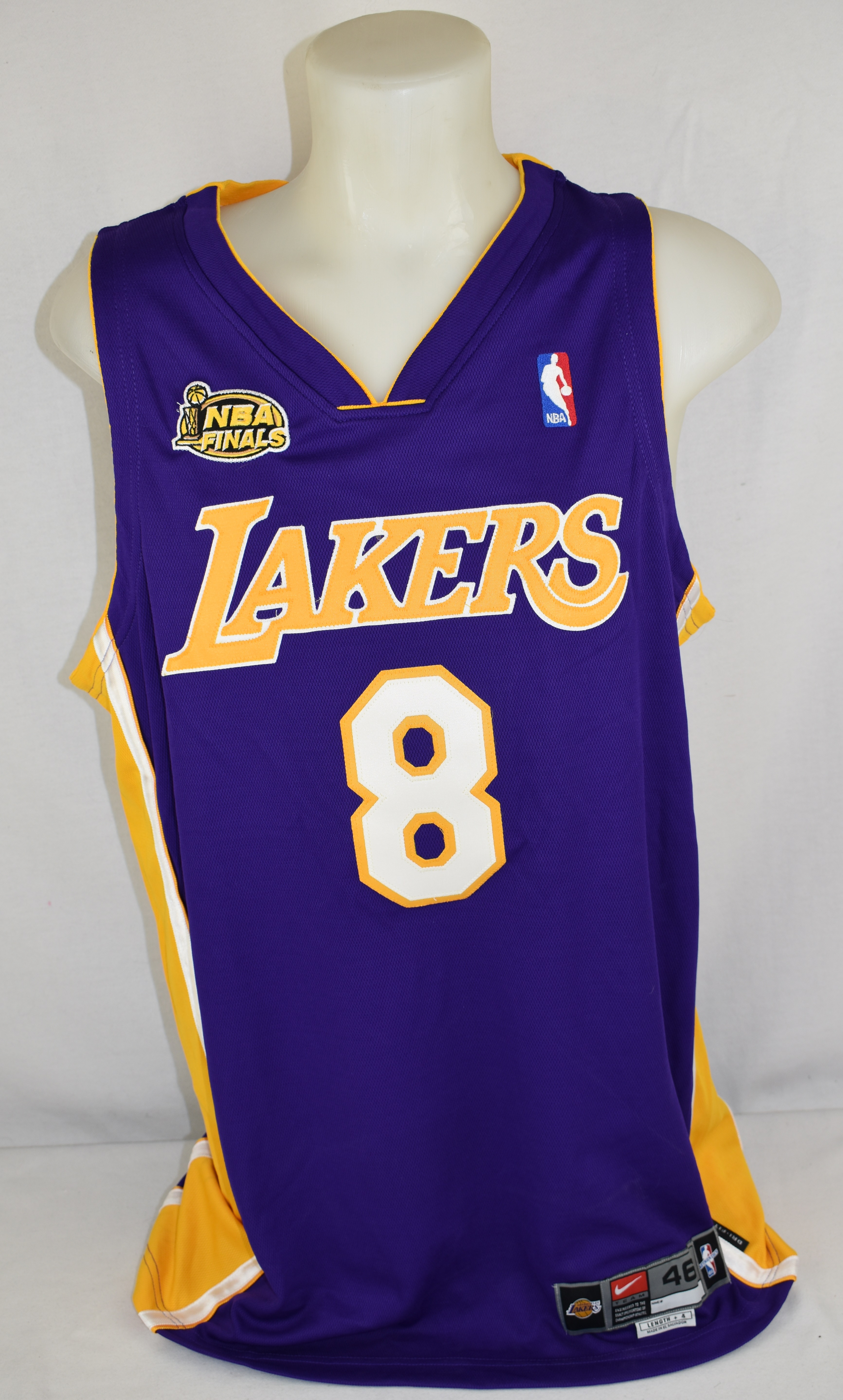 Lot Detail - Kobe Bryant Autographed 2001 Los Angeles Lakers NBA ...