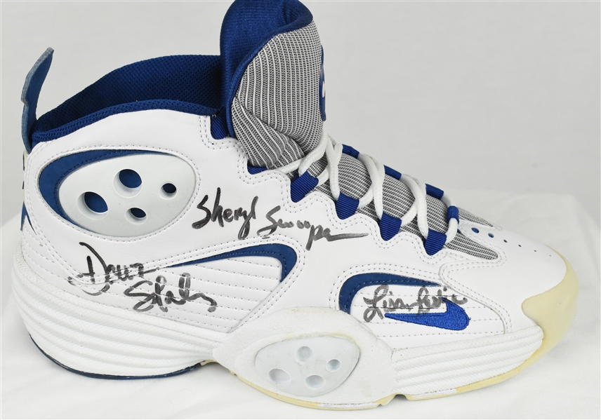 Sheryl Swoopes Dawn Staley & Lisa Leslie Autographed Shoe