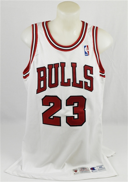 Michael Jordan 1995-96 Chicago Bulls Professional Model Home White Jersey
