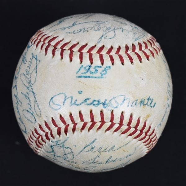 New York Yankees 1958 Team Signed World Series Championship Baseball w/Mickey Mantle