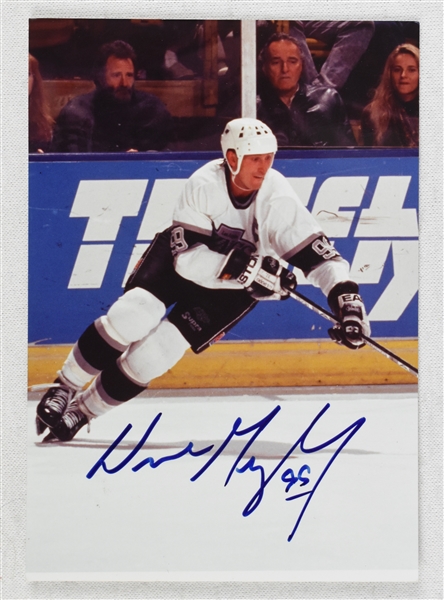Wayne Gretzky Autographed 3.5x5 Photo