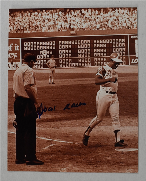 Hank Aaron 700th Home Run Autographed 11x14 Photo 4