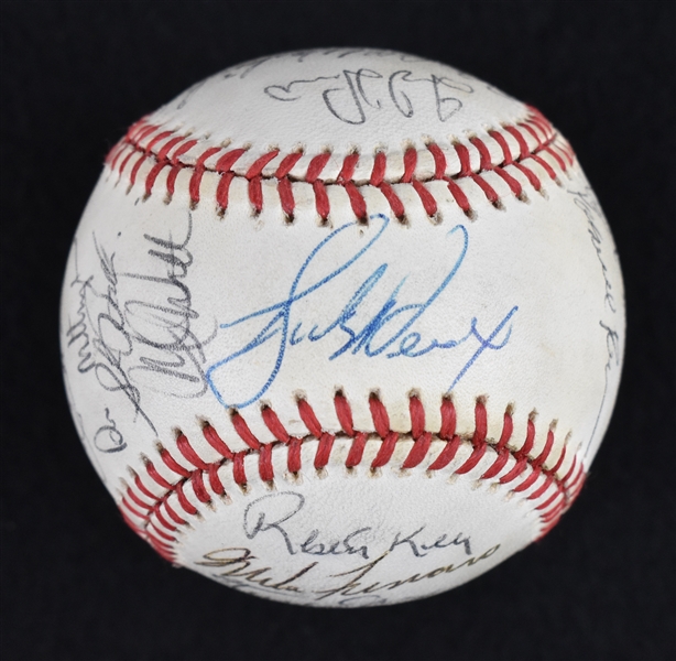 New York Yankees 1990 Team Signed Baseball w/Don Mattingly