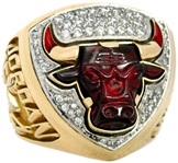 Michael Jordan 1992-93 Chicago Bulls NBA World Championship 10k Gold 3-Peat Ring