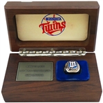 Enrique Hank Izquierdo 1987 Minnesota Twins World Series Championship Ring w/Original Box & Team Provenance 