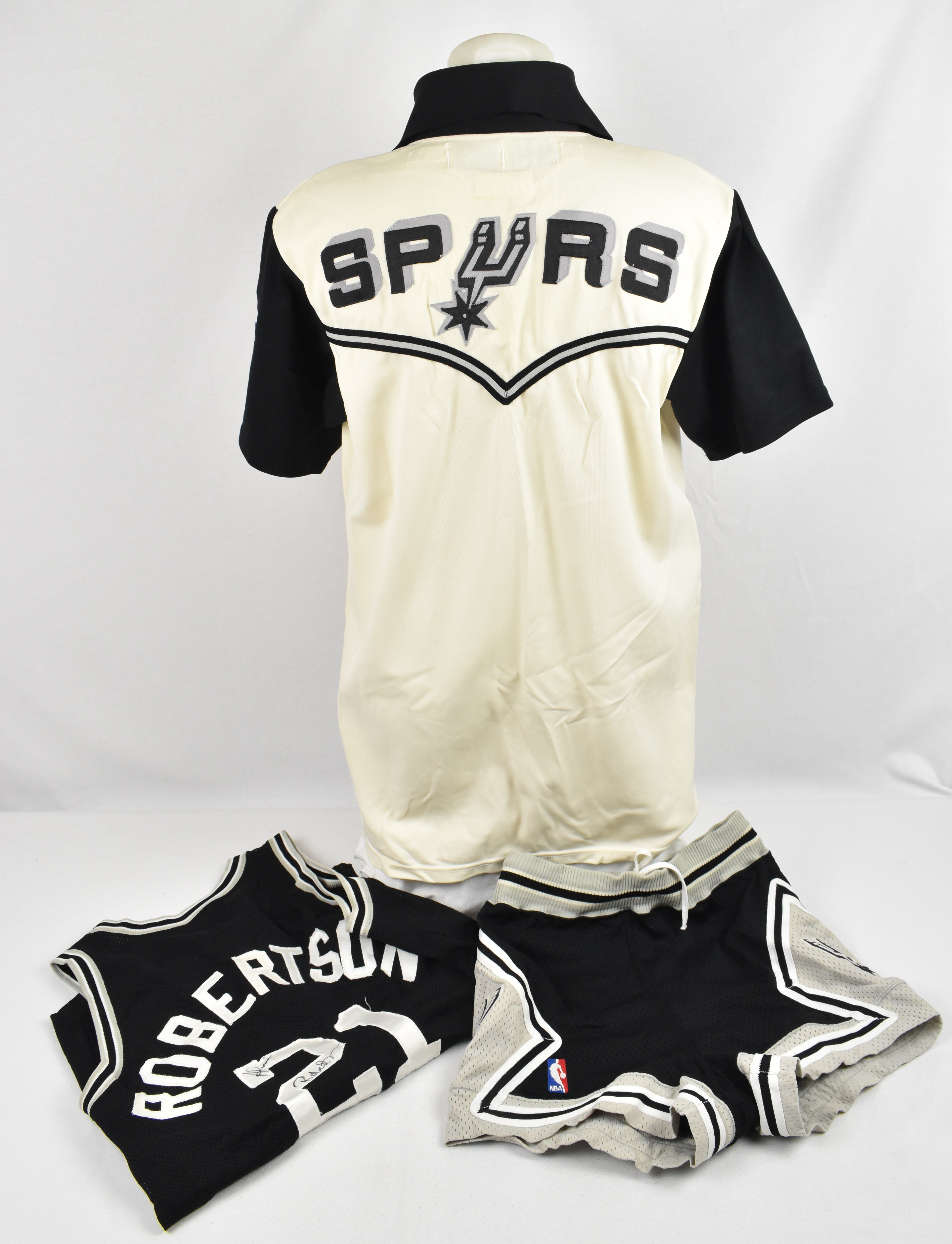 Lot Detail - Alvin Robertson 1985-86 San Antonio Spurs Game Used Jersey  1986-87 Shorts & 1987-88 Warm Up Jacket w/Dave Miedema LOA