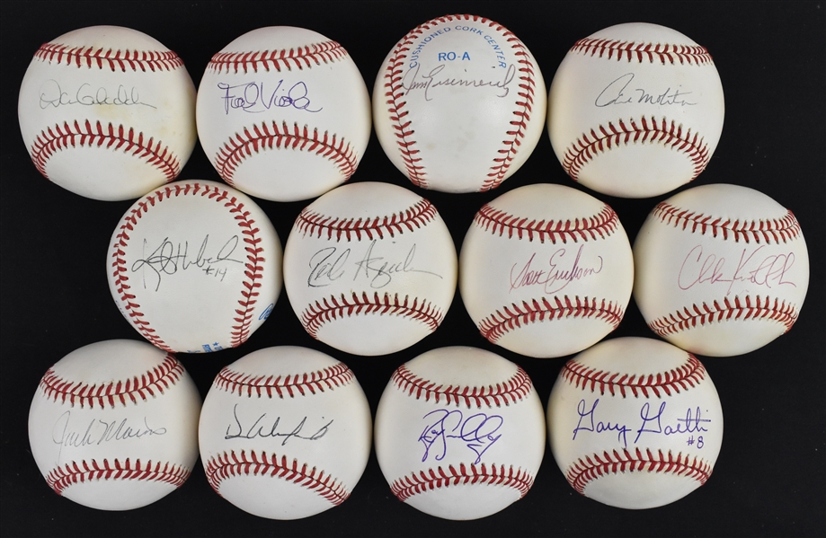 Minnesota Twins Lot of 12 Autographed Baseballs w/Frank Viola Kent Hrbek & Dave Winfield