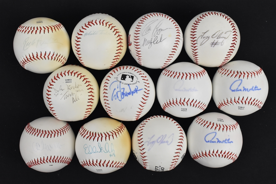 Minnesota Twins Lot of 12 Autographed Baseballs w/Paul Molitor & Tony Oliva