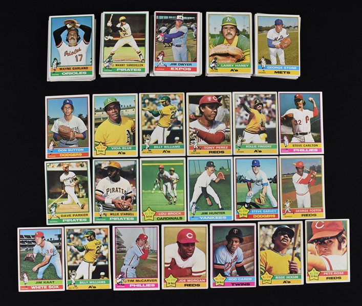 Collection of 1976 Topps Baseball Cards w/Pete Rose Steve Carlton & Rod Carew