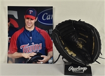 Joe Mauer Gold Glove Catchers Mitt & Autographed 11x14 Photo