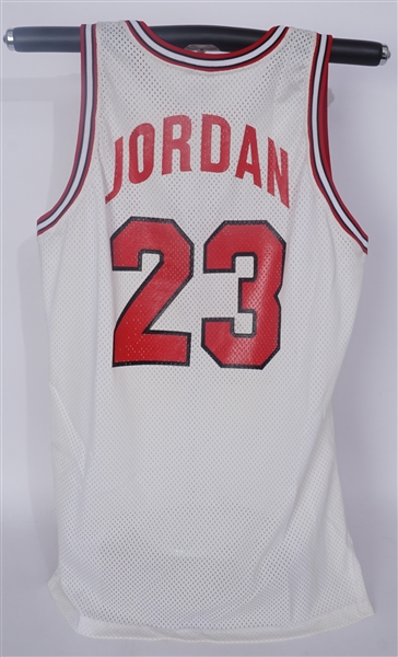 Michael Jordan 1991-1992 Chicago Bulls Team Issued Home Jersey w/ MEARS LOA