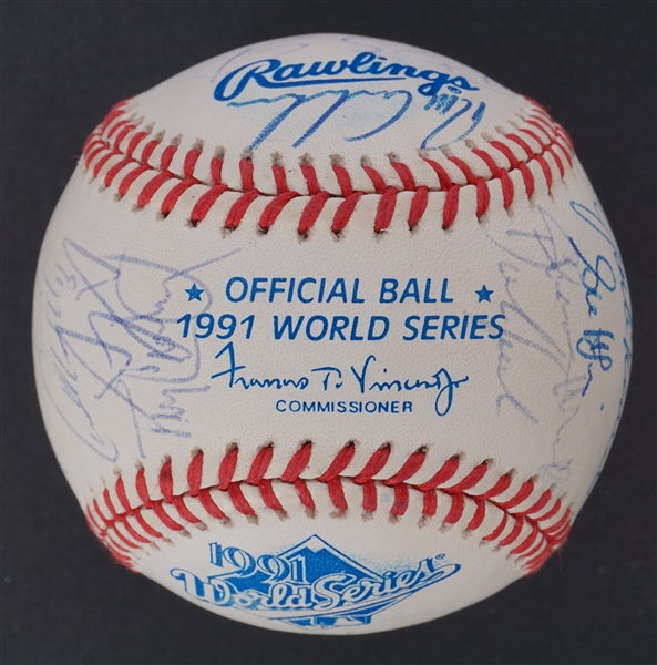 1991 Minnesota Twins Team Signed World Series Baseball w/ Kirby Puckett Beckett LOA
