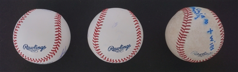 Minnesota Twins & Wild Lot w/ Autographed Hat & Baseballs Beckett