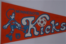 Minnesota Kicks Autographed Pennant w/ 14 Signatures