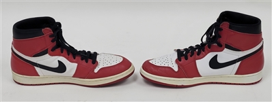 Michael Jordan Autographed 1994 Size 13 Air Jordan Nike Shoes UDA
