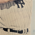 Roger Maris Autographed Magazine Photo w/ Beckett LOA