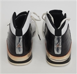 Kobe Bryant 2002-03 Game Used Shoes w/ Sports Investors LOA
