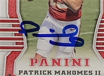 Patrick Mahomes Autographed 2017 Panini #104 Rookie Card PSA 10