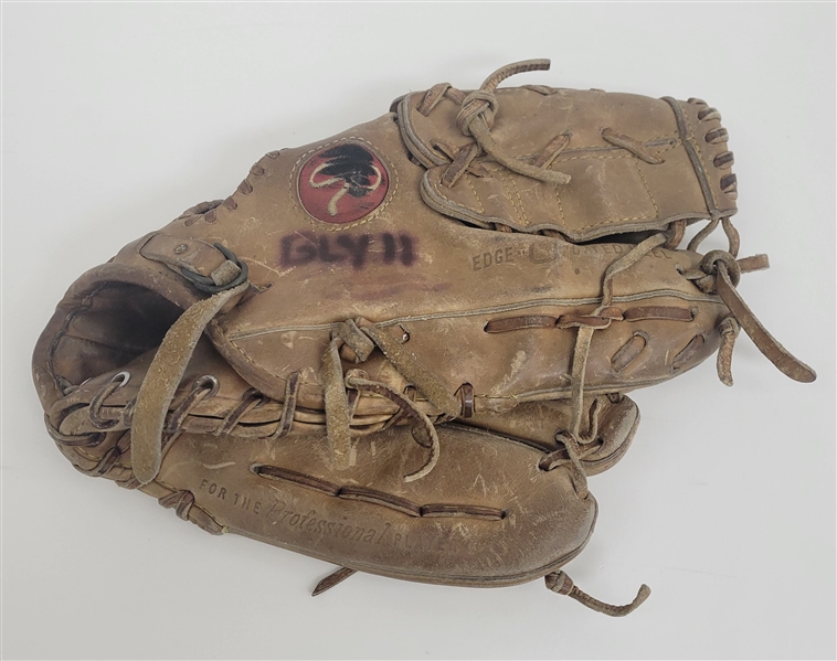 Bert Blyleven 1980 Pittsburgh Pirates Game Used Glove PSA/DNA LOA & Bert Blyleven Signed Letter of Provenance