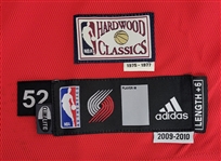 Corky Calhoun 2009-10 Blazers HWC Team Issued Memorial Jersey (1977 Champion Team)