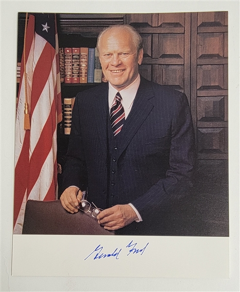 Gerald Ford Autographed 8x10 Photo w/ Beckett LOA