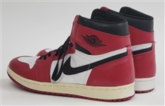 Michael Jordan Autographed 1994 Size 13 Air Jordan Nike Shoes UDA
